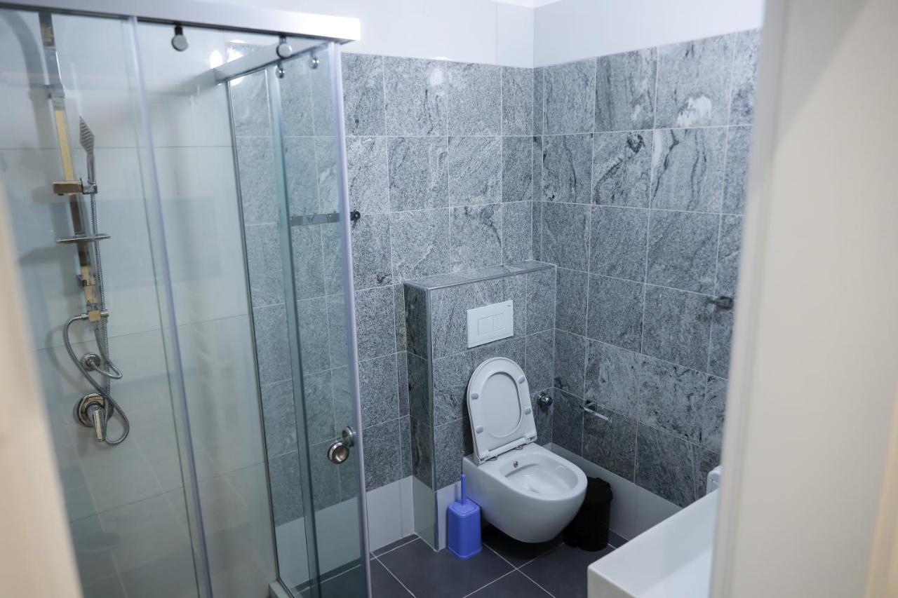 Fishta Apartments Q5 35 Velipojë Extérieur photo